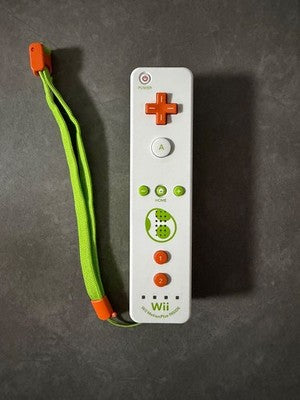 Official Nintendo Wii Remote Plus Yoshi Edition Controller CIB Boxed Near Mint