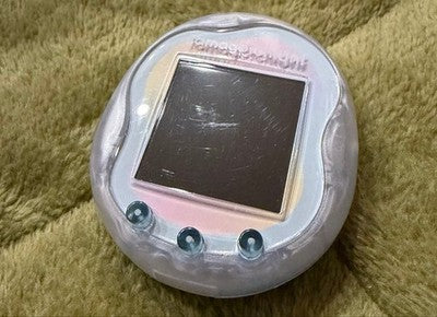 Tamagotchi Uni Prism White Limited Edition Japan Exclusive Virtual Pet pre owned