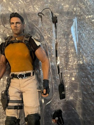good CONDITION Hot Toys VGM06 Resident Evil 5 Chris Redfield BSAA 1/6 Figure