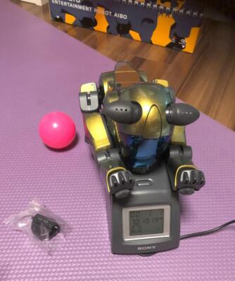 SONY AIBO ERS-210 robot Dog autonomous entertainment  Special Edition gold