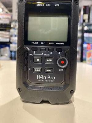 Beautiful Used ZOOM Handy Recorder All Black Edition H4nPro/BLACK