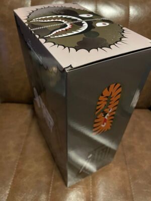 A BATHING APE MEDICOM TOY BE@RBRICK BAPE(R) ALPHA CAMO SHARK 100% 400% set