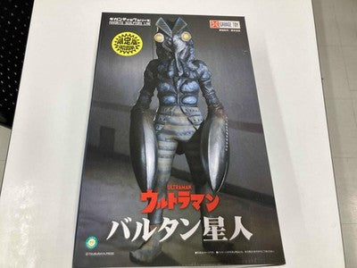 X-Plus Gigantic Series FAVORITE SCULPTORS LINE Baltan Alien Limited Edition