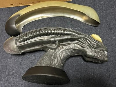 USED Alien big Head 25th Anniversary Collection W53 x H33 x D21cm