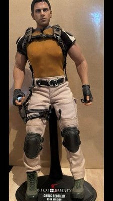 good CONDITION Hot Toys VGM06 Resident Evil 5 Chris Redfield BSAA 1/6 Figure
