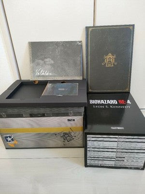 CAPCOM Resident Evil RE:4 Collector’s Edition  Leon Figure Limited BOX_2