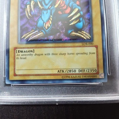 2002 Yu-Gi-Oh TRI-HORNED DRAGON Asian 1st Edition LOB-000 PSA9