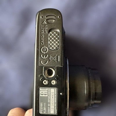 N MINT Canon Powershot SX610 HS Compact Digital Camera 18X 20.2MP Japan