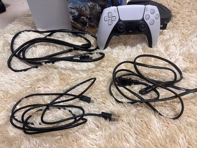 with box PS5 Monster Hunter Wilds PlayStation 5 all set