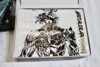 no software PS3 Metal Gear Rising Limited Edition Box figure & CD included