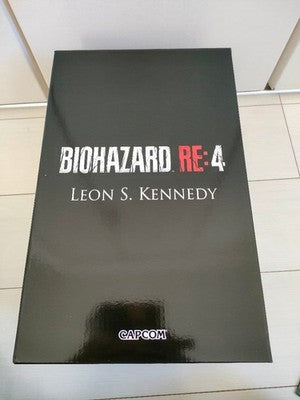 CAPCOM Resident Evil RE:4 Collector’s Edition  Leon Figure Limited BOX_2