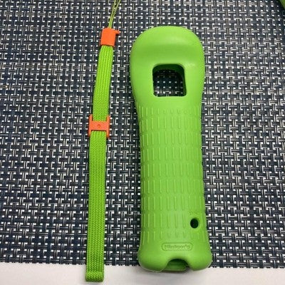 Nintendo Wii Remote Plus Yoshi Edition Controller Green White with Jacket