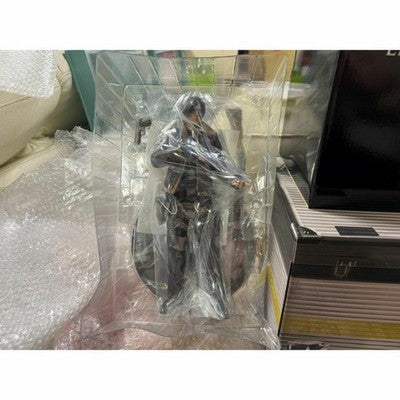 CAPCOM Resident Evil RE:4 Collector’s Edition PS5 Leon Figure Limited BOX_5