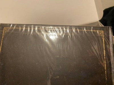 CAPCOM Resident Evil RE:4 Collector’s Edition PS5 Leon Figure Limited BOX