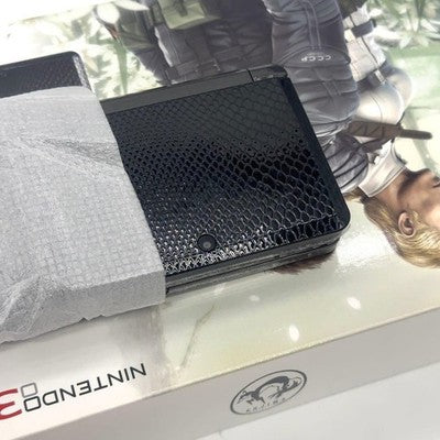 new Nintendo 3DS Console set Metal Gear Solid 3D Snake Eater Premium Package JP