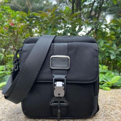 tumi Alpha Bravo Junior Shoulder Crossbody Black 232709