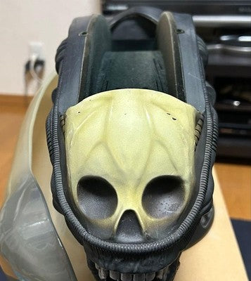 USED Alien big Head 25th Anniversary Collection W53 x H33 x D21cm