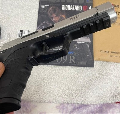 Tokyo Marui SG-09R kendo Resident Evil RE:4 Gas Gun Leon S. Kennedy Samurai B