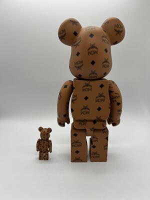 Medicom Toy MCM Bearbrick 400% & 100% Collaboration Figure