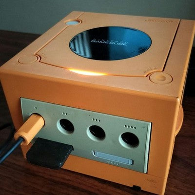 Nintendo GameCube Spice Orange DOL-001 2 Controllers Console Set NTSC-J