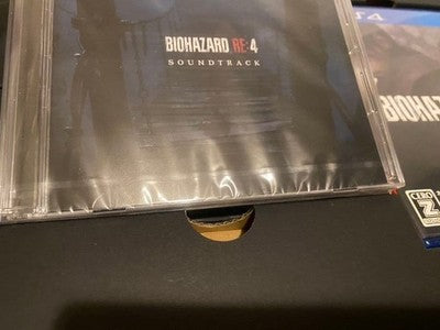 CAPCOM Resident Evil RE:4 Collector’s Edition PS5 Leon Figure Limited BOX