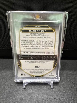 Topps Mackenzie Gore Auto RC 50 copies San Diego Padres MBL sports card