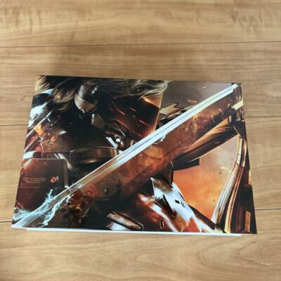 PS3 Metal Gear Rising Revengeance Premium Package Limited Edition Figure Book CD