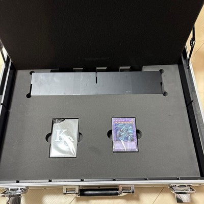 Yu-Gi-Oh! 25th Anniversary Ultimate Kaiba Set - Attache Case & Cards Konami