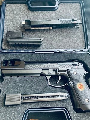 rare WE-tec Samurai Edge Barry-Burton set of two Limited perfect for collectors