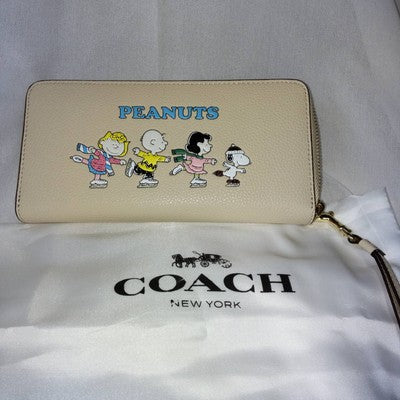 COACH×SNOOPY Collaboration Snoopy Round Zip CF219 IM0QY