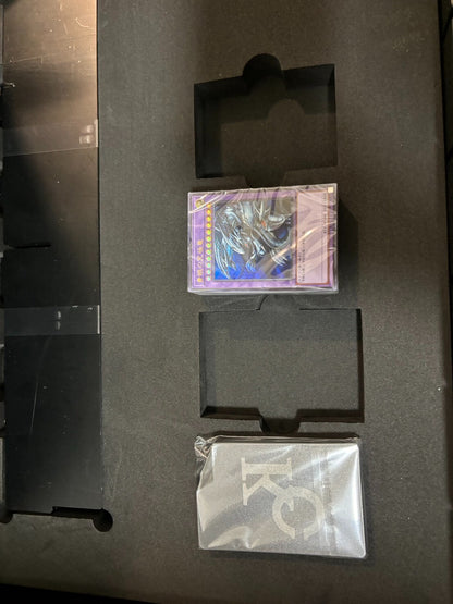 Deck set Konami Yu-Gi-Oh! 25th Anniversary Kaiba Attache Case Suitcase gift