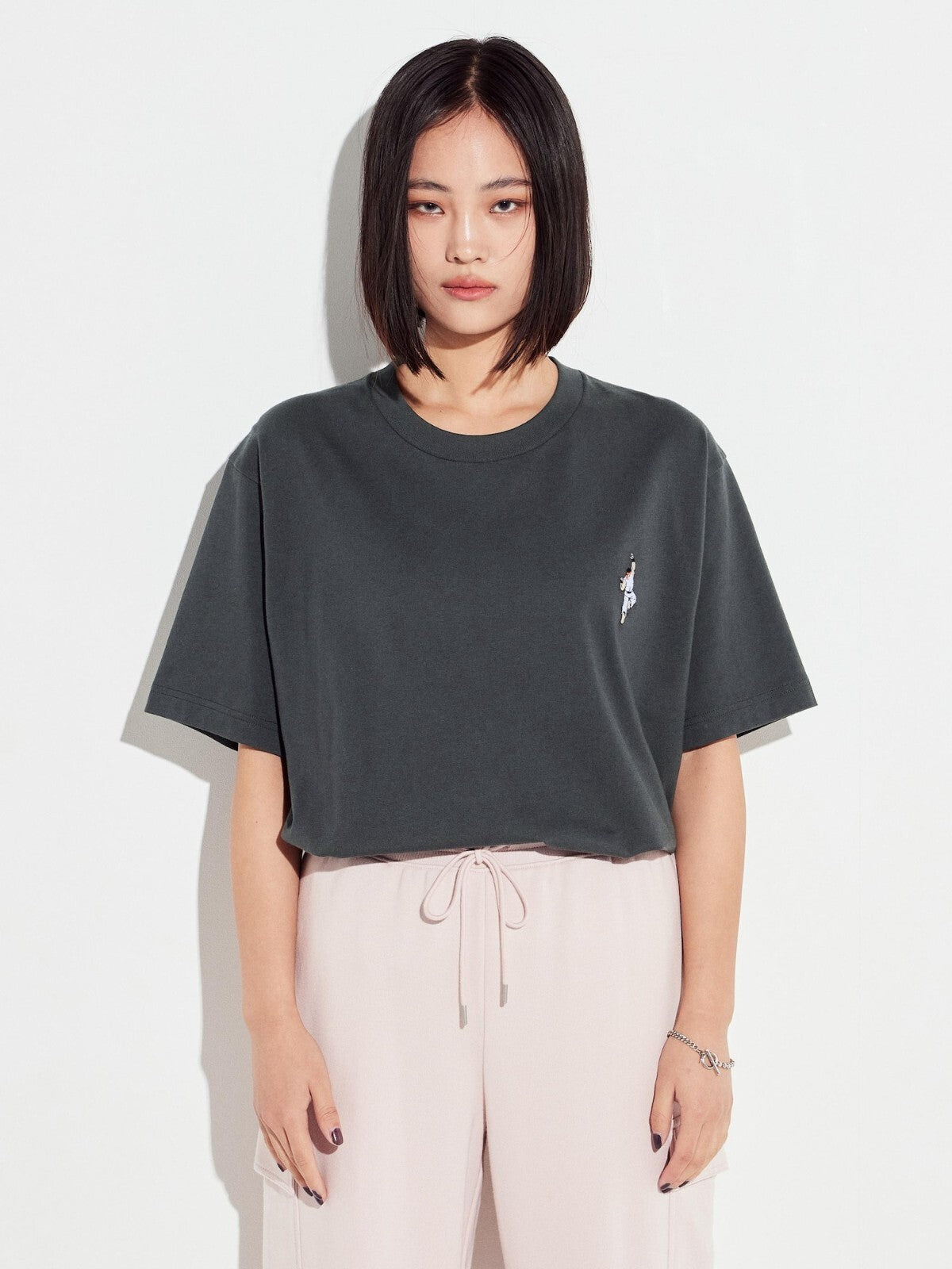Bargain Price UNIQLO STREET FIGHTER Unisex T-Shirt  UT Fighting Game Legends
