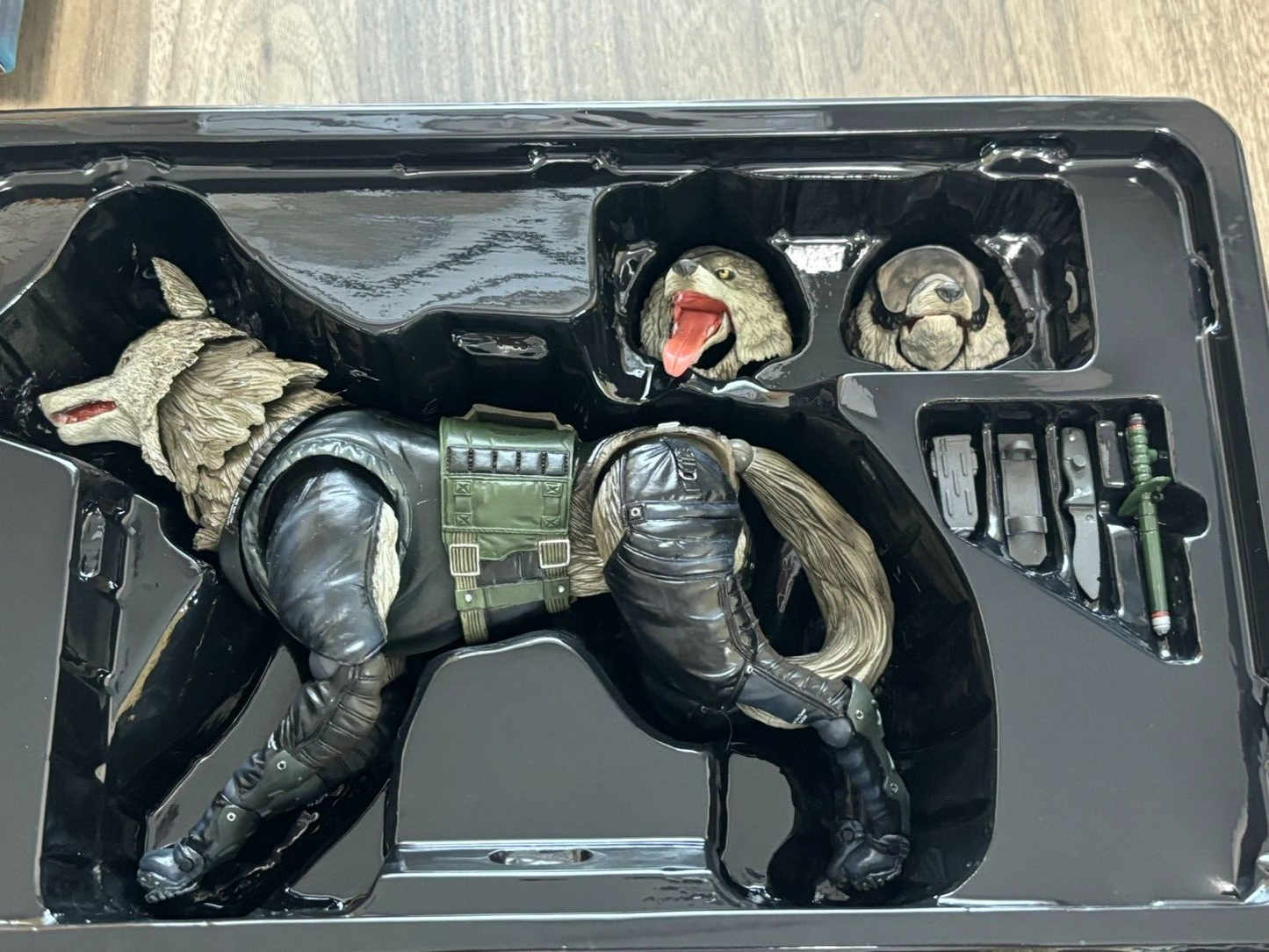 D-Dog Action Figure PLAY ARTS Kai Metal Gear Solid V: The Phantom Pain Bargain