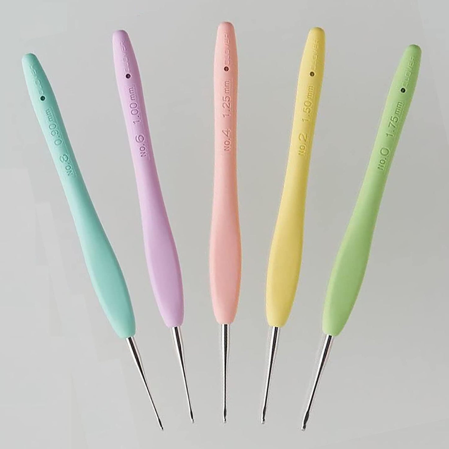 Bargain Price Set of 5 or 8 Amure Clover Crochet hooks set 43-321 43-323