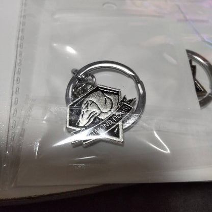 see description Metal Gear Solid 5 Keychain Metal Game Souvenir Jewelry