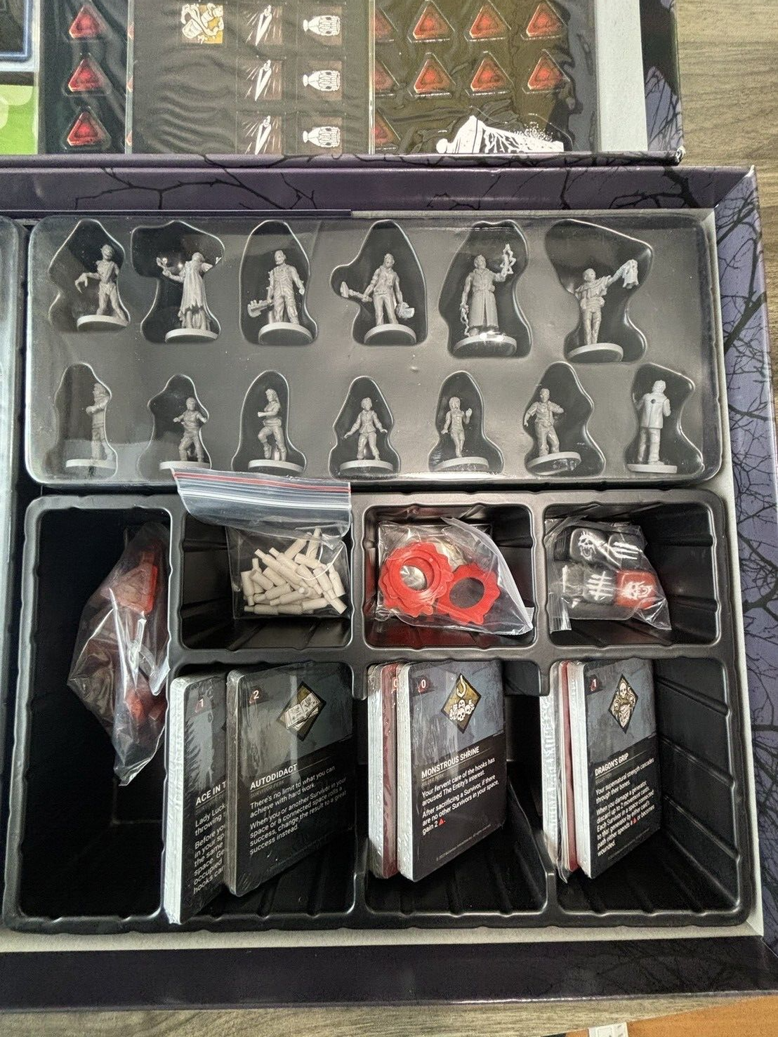 NEAR MINT English Dead by Daylight Board Game Horror DBD Collector's Edition