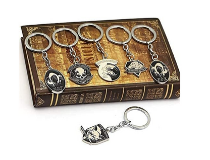 Metal Gear Solid 5 Keychain Metal Key Chain Game Souvenir Jewelry acs