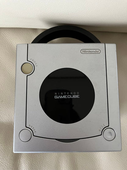 Nintendo GameCube Silver Console Bundle - 2 Controllers & Memory Card (Tested/Japan)